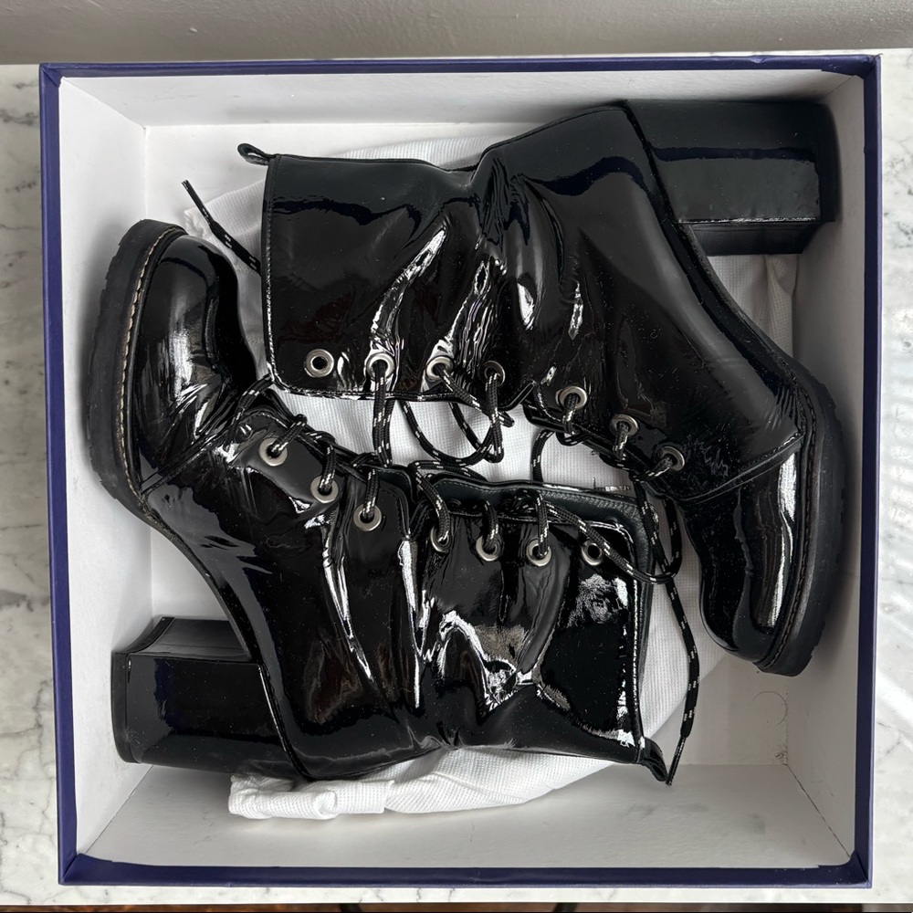 Stuart Weitzman Women's Climbing Lace-Up Ankle Boots Black Patent Leather